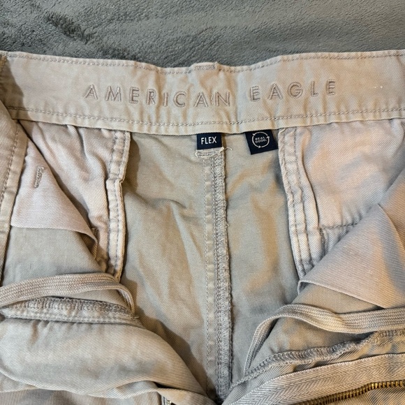 American Eagle Outfitters Tan Flat Front Shorts

#1054 - Picture 2 of 13